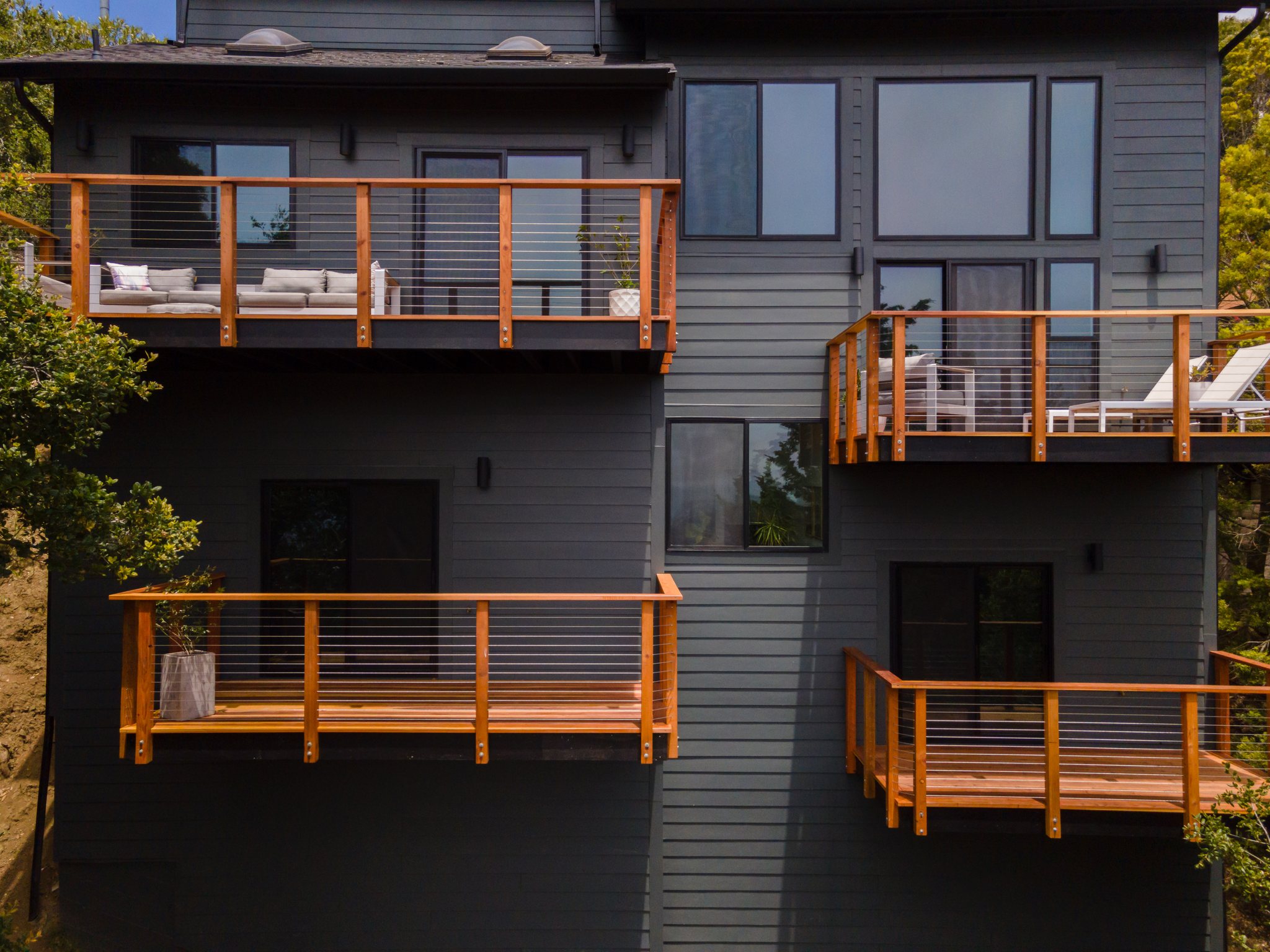 2455 Besito Ave, Berkeley — Siding & Balcony