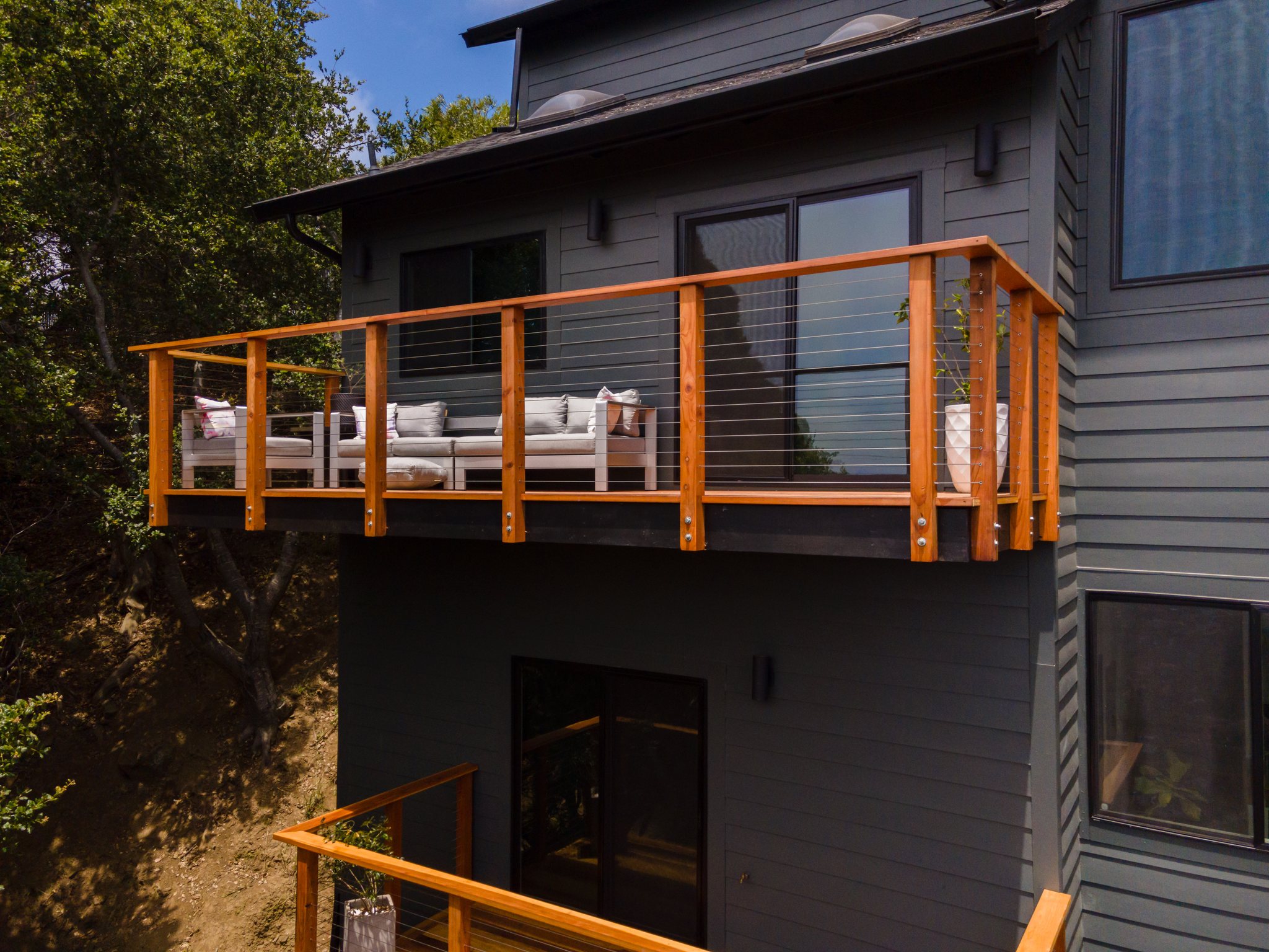 2455 Besito Ave, Berkeley — Siding & Balcony
