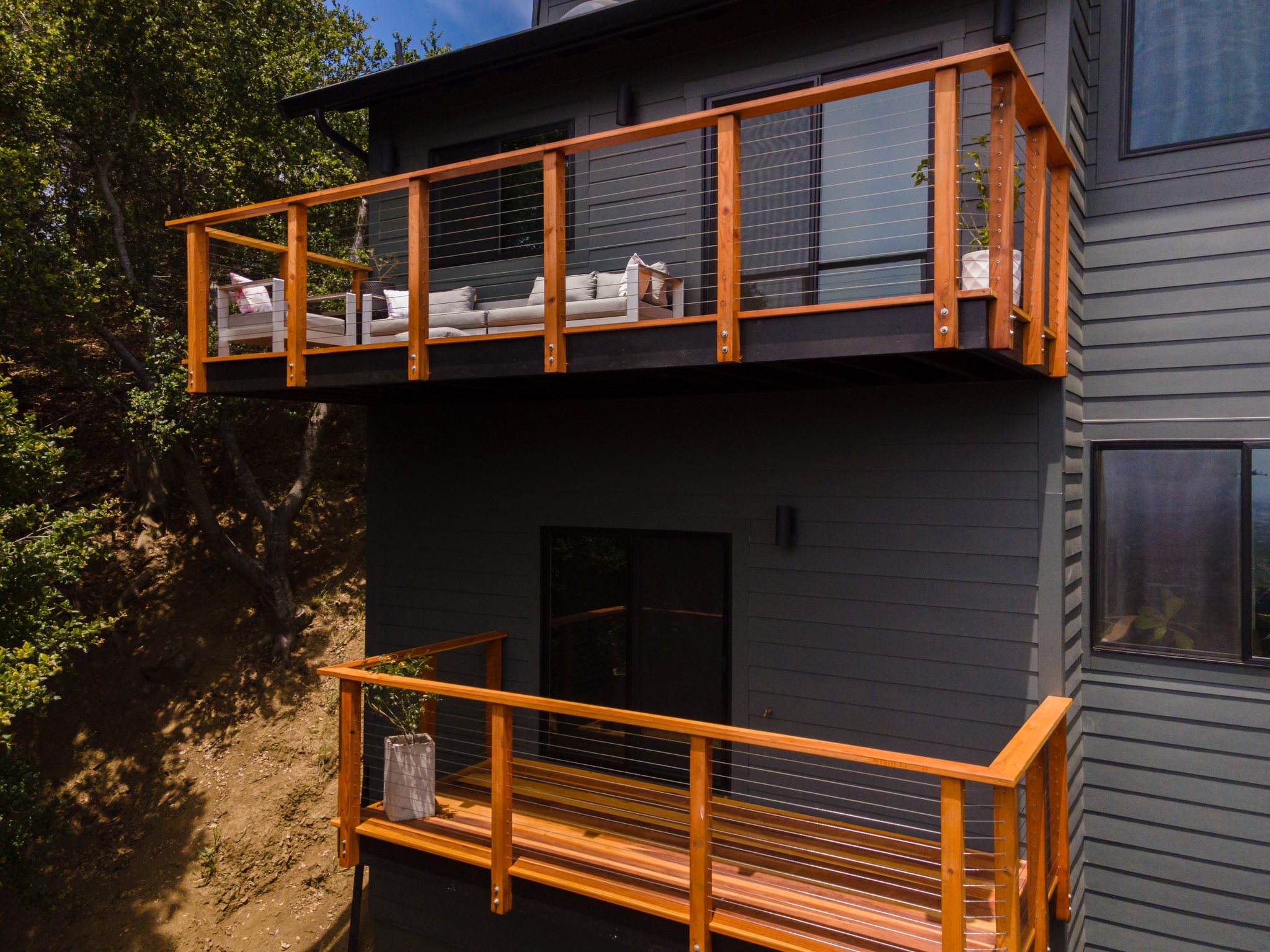 2455 Besito Ave, Berkeley — Siding & Balcony