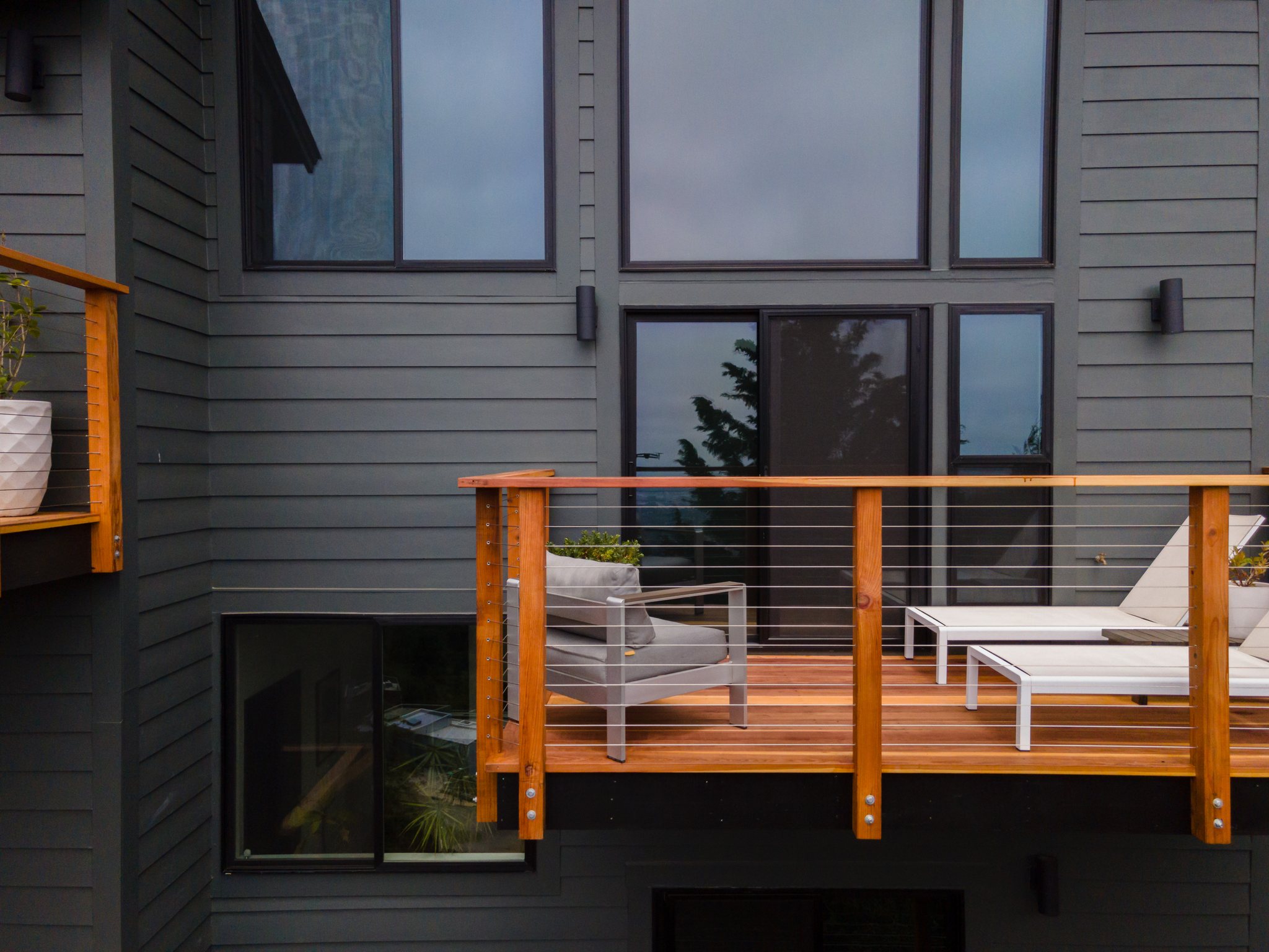 2455 Besito Ave, Berkeley — Siding & Balcony