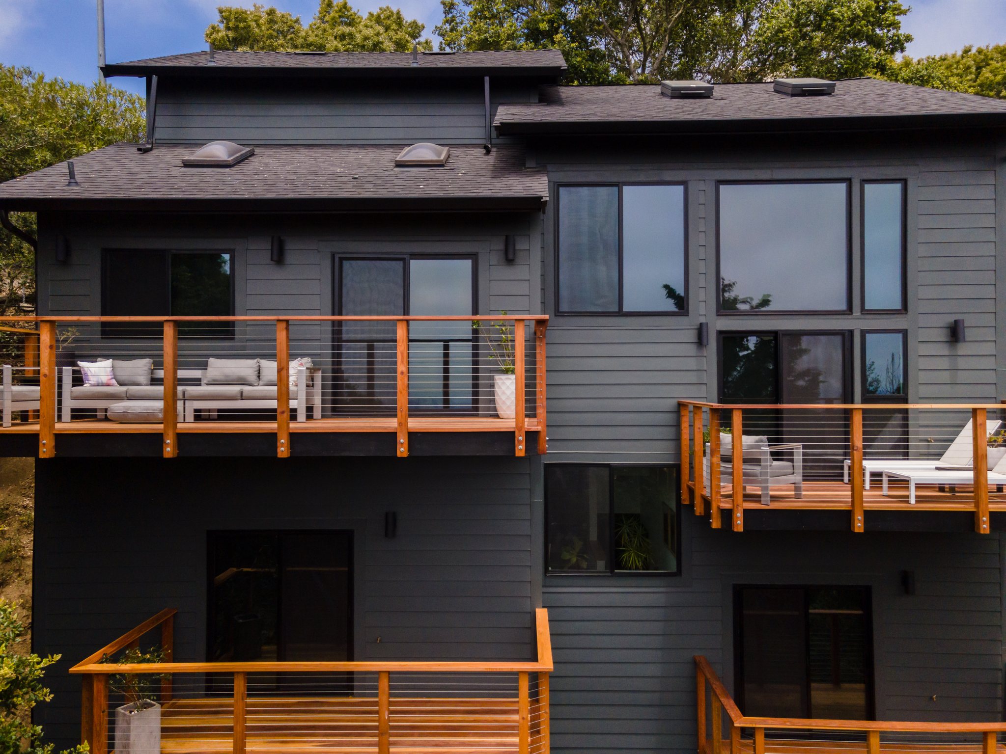 2455 Besito Ave, Berkeley — Siding & Balcony