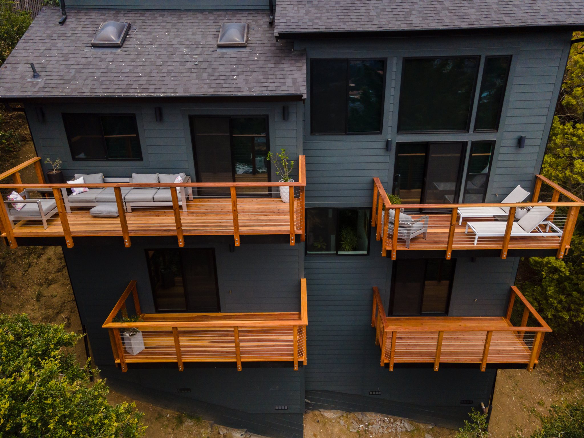 2455 Besito Ave, Berkeley — Siding & Balcony