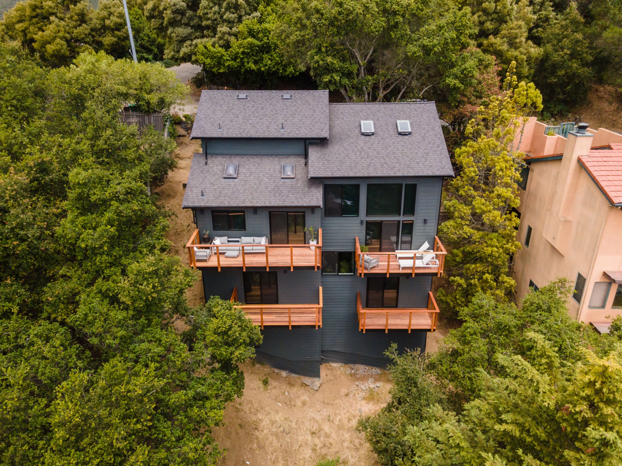 2455 Besito Ave, Berkeley — Siding & Balcony