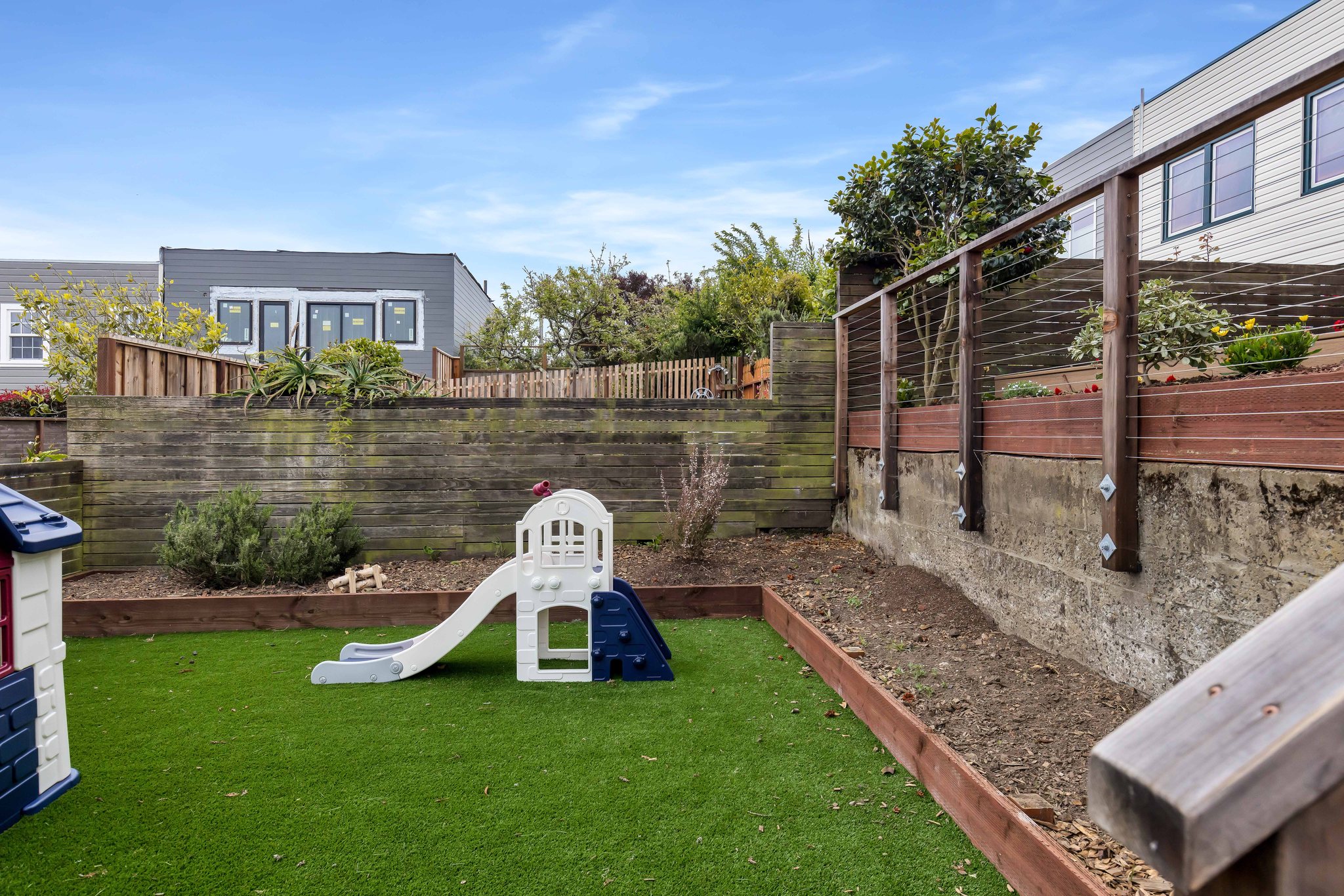 Detroit St, San Francisco — Backyard & Hardscape