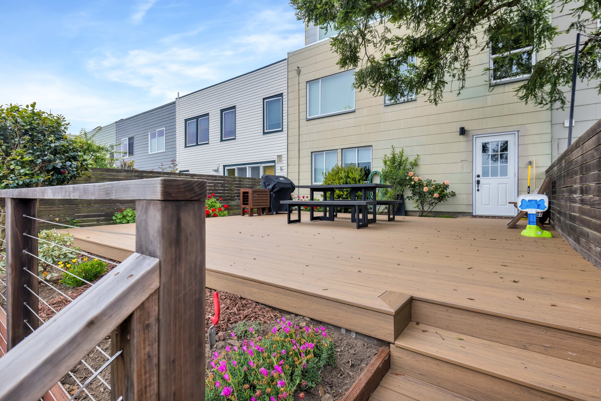 Detroit St, San Francisco — Backyard & Hardscape