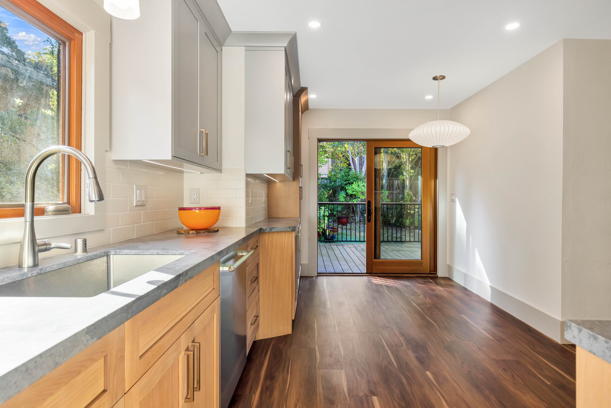 351 Glendale Ave, Oakland — Kitchen & Deck Remodel