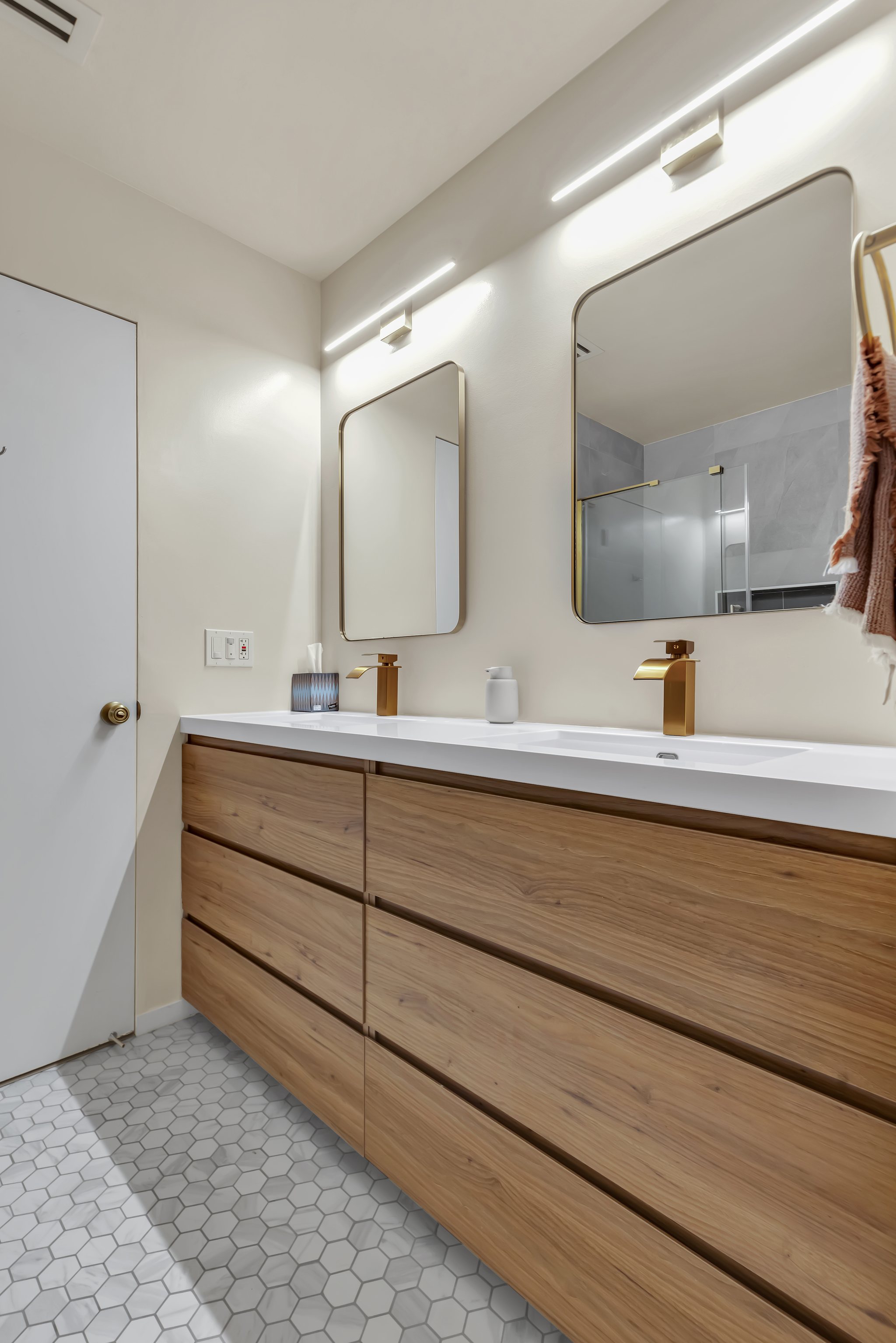 45 Purcell Dr, Alameda — Kitchen & Bathroom Remodel