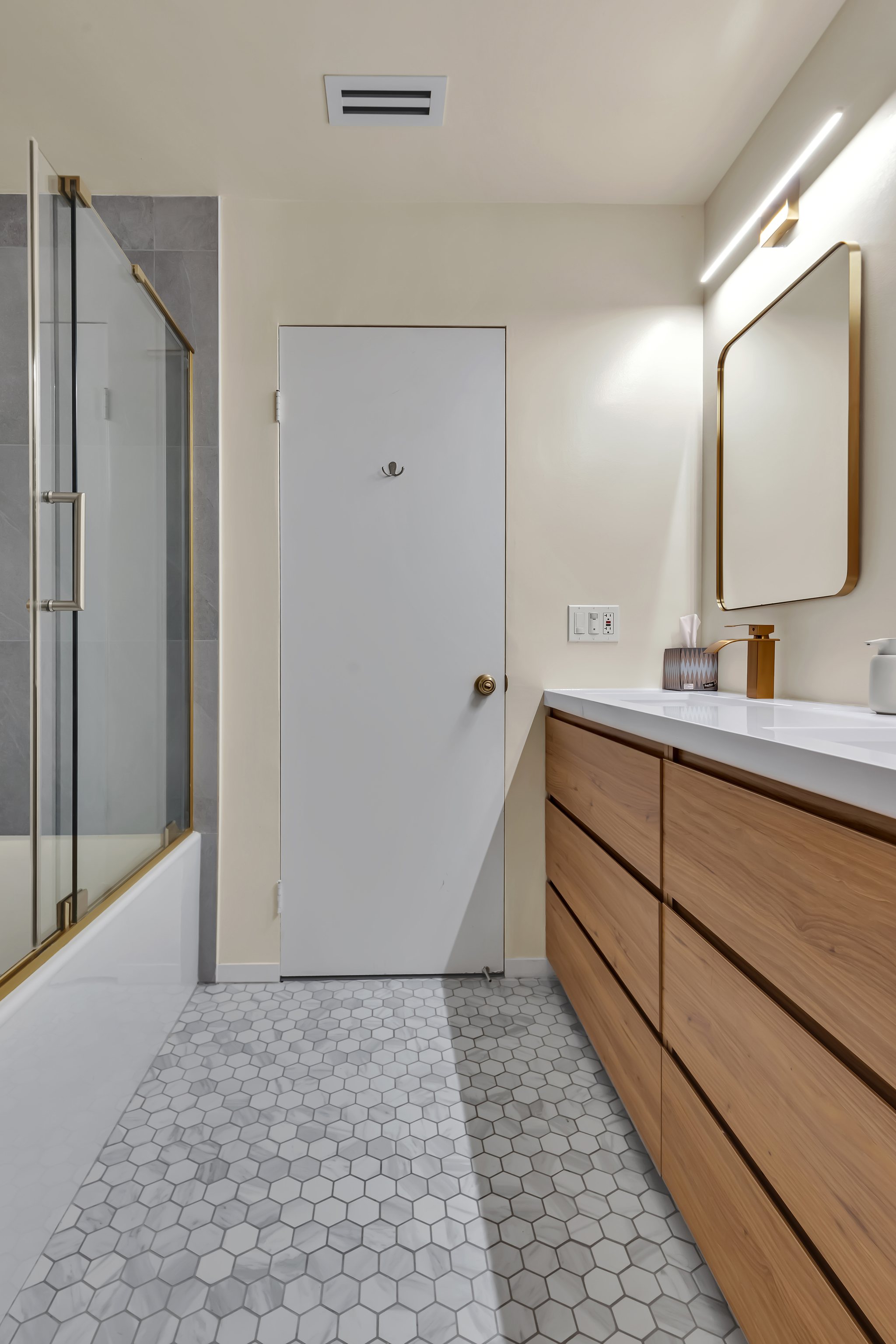 45 Purcell Dr, Alameda — Kitchen & Bathroom Remodel