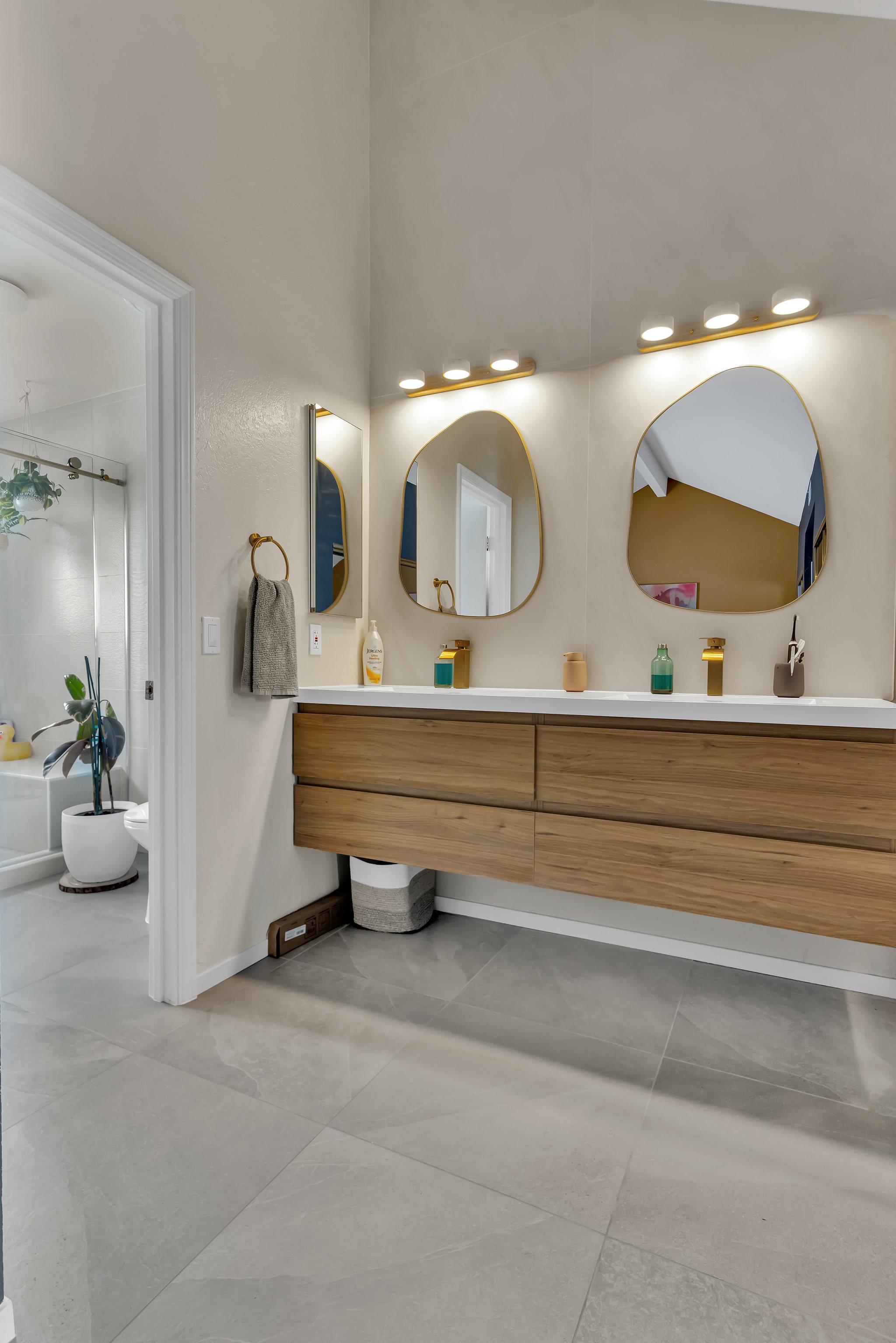 45 Purcell Dr, Alameda — Kitchen & Bathroom Remodel