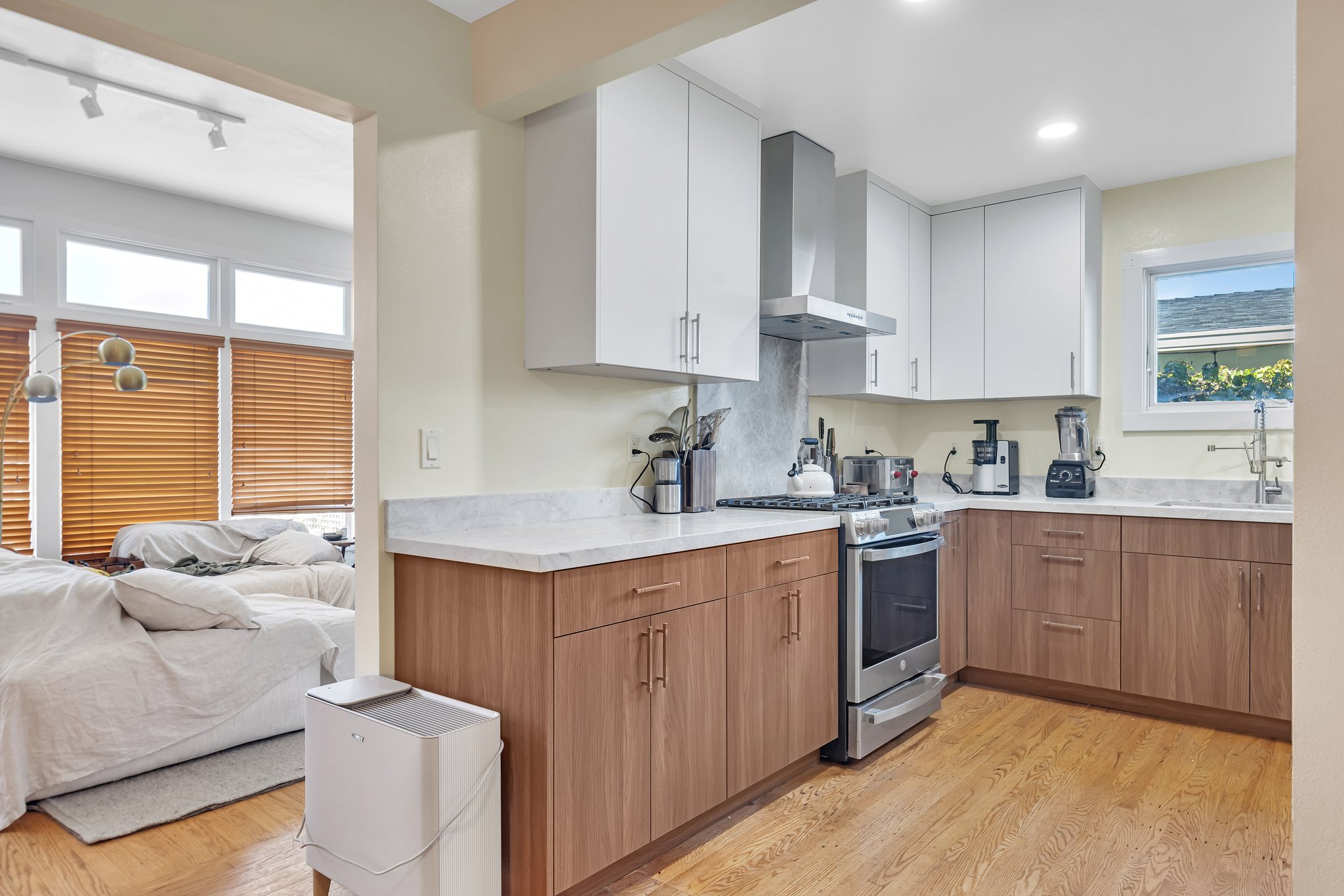 6627 Richmond Ave, Richmond — Kitchen & Bathroom Remodel