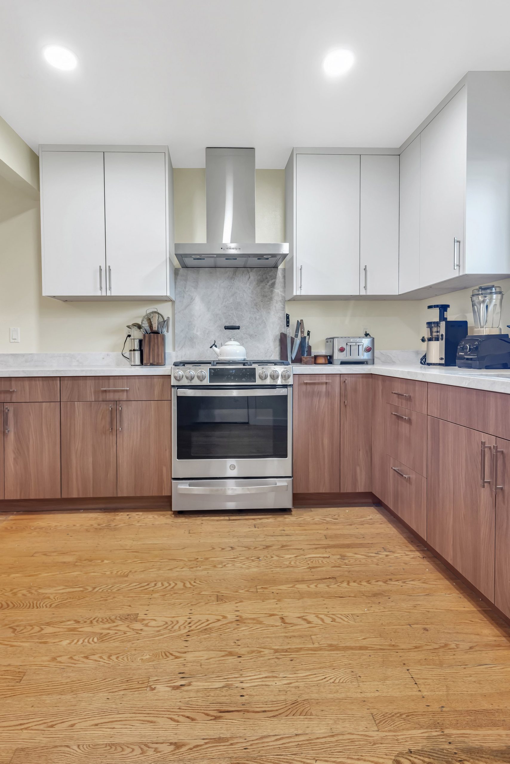 6627 Richmond Ave, Richmond — Kitchen & Bathroom Remodel