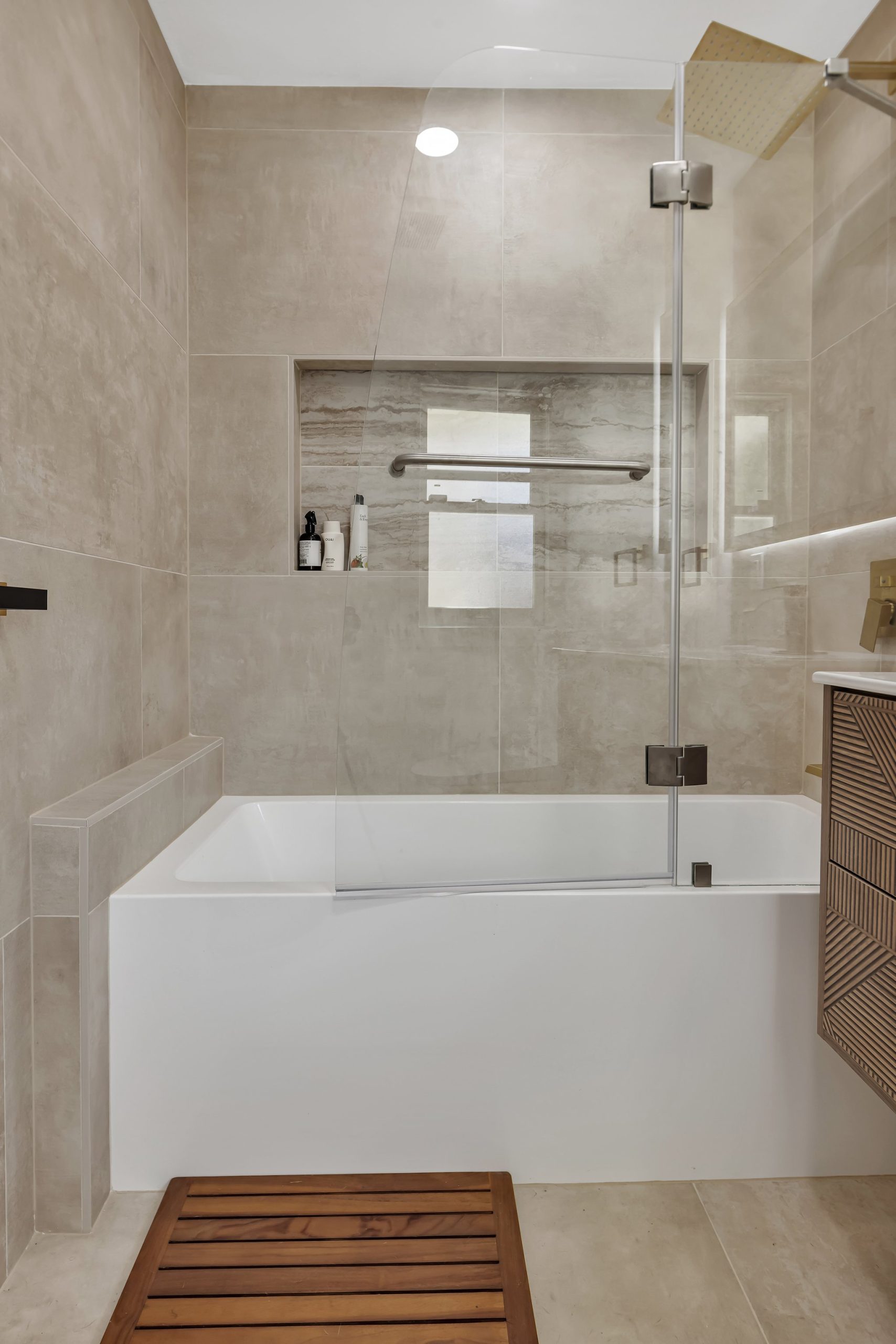 6627 Richmond Ave, Richmond — Kitchen & Bathroom Remodel