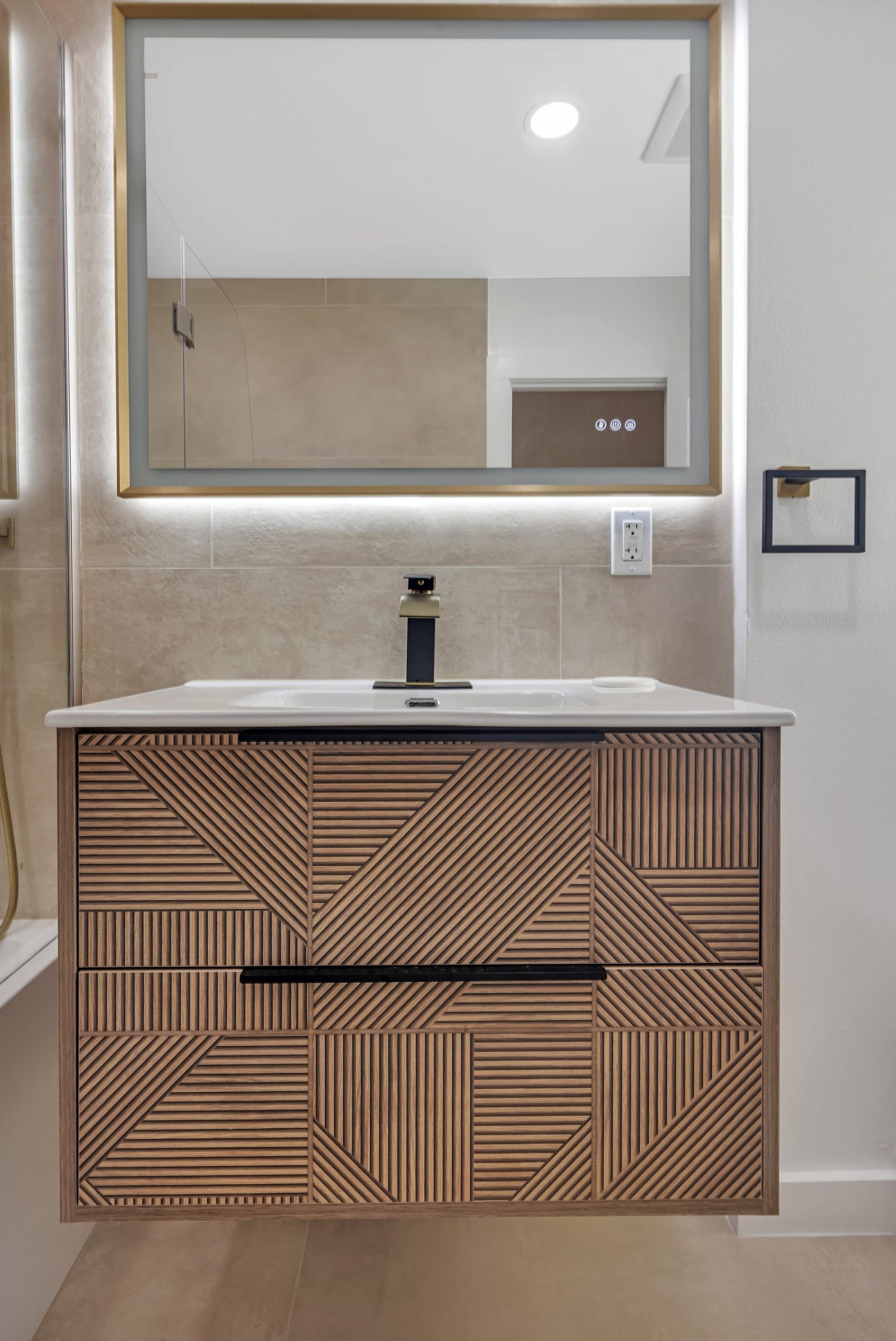 6627 Richmond Ave, Richmond — Kitchen & Bathroom Remodel