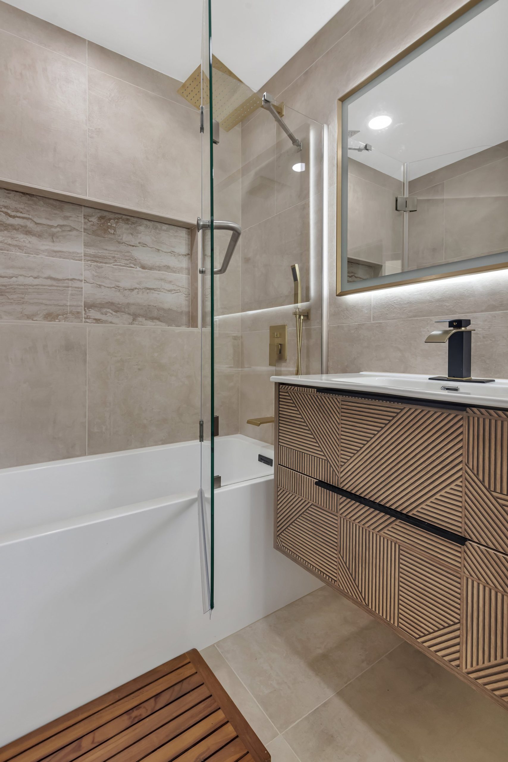 6627 Richmond Ave, Richmond — Kitchen & Bathroom Remodel