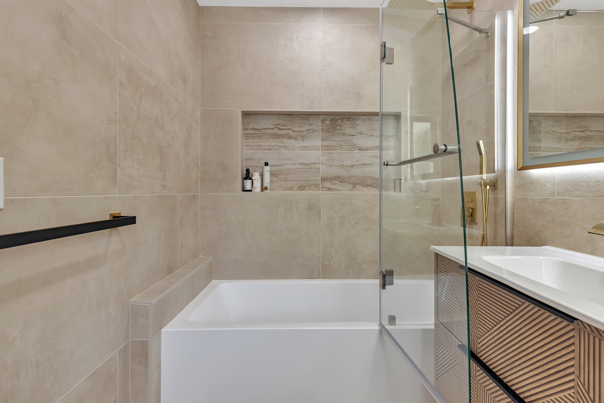 6627 Richmond Ave, Richmond — Kitchen & Bathroom Remodel