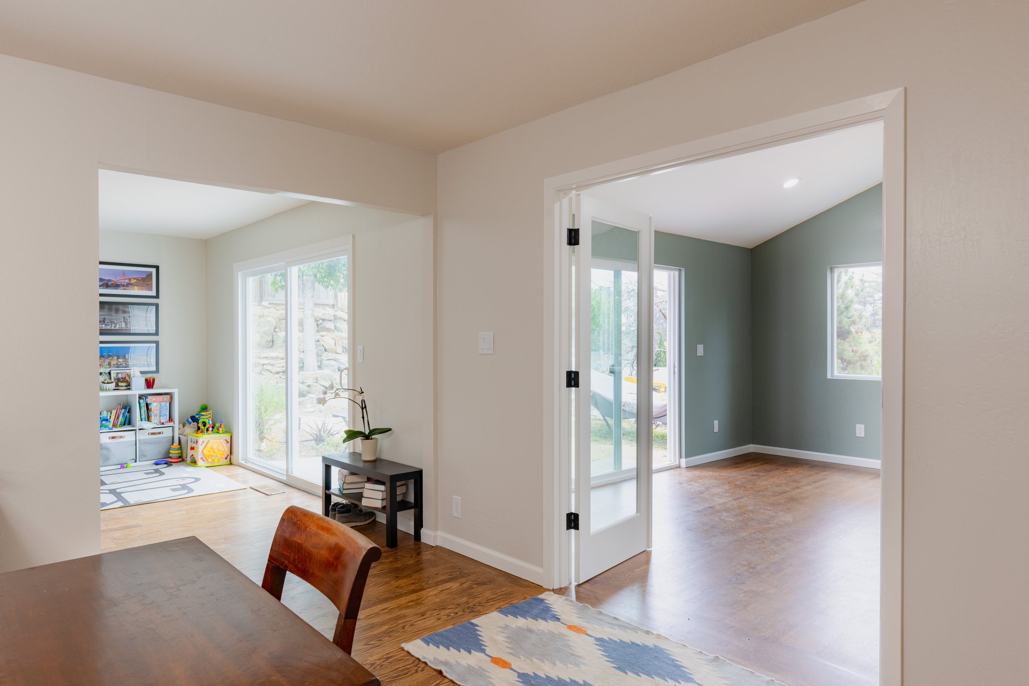 827 Scotia Ave, Oakland