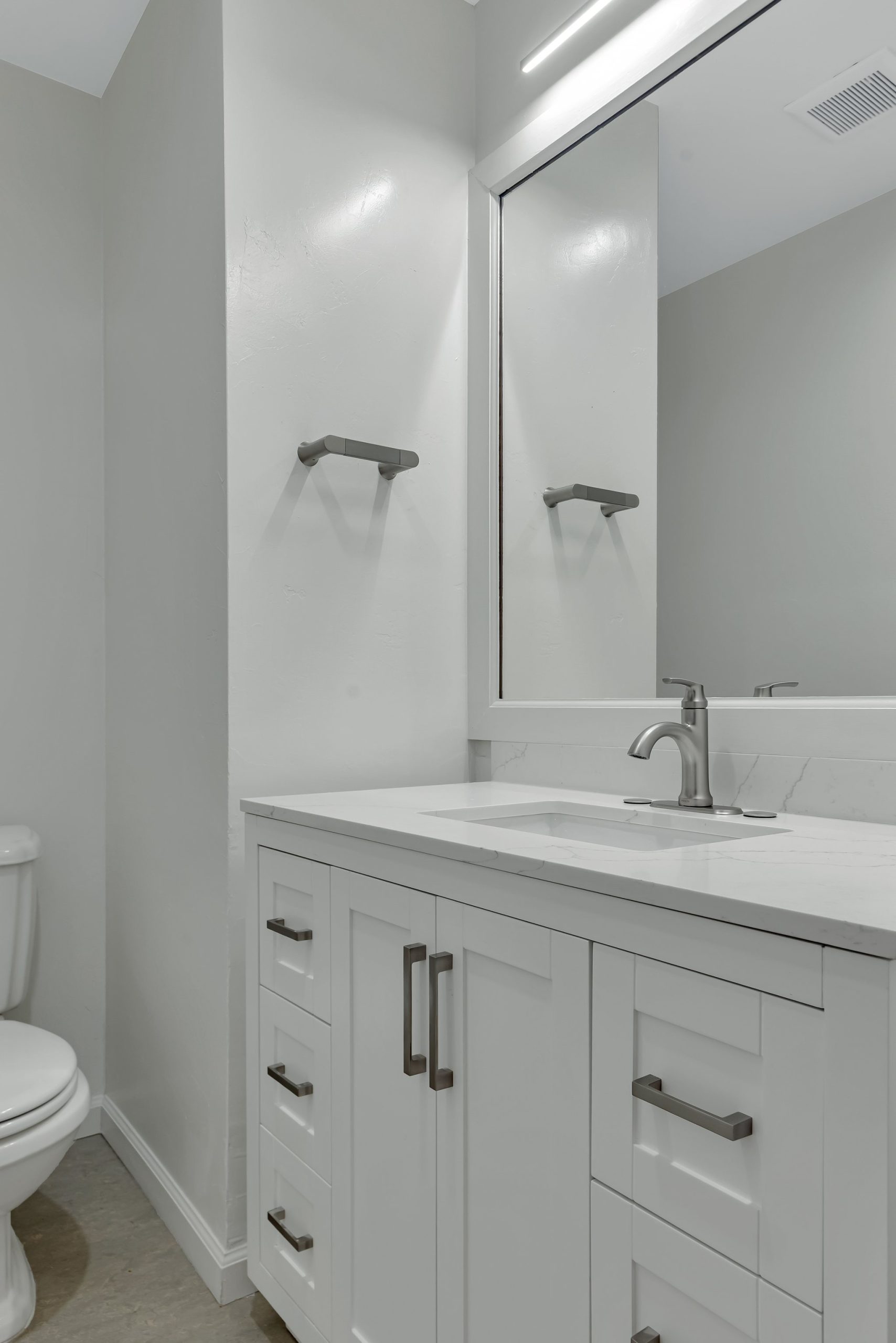 1125 Via Alamosa, Alameda — Kitchen & Bathroom Remodel