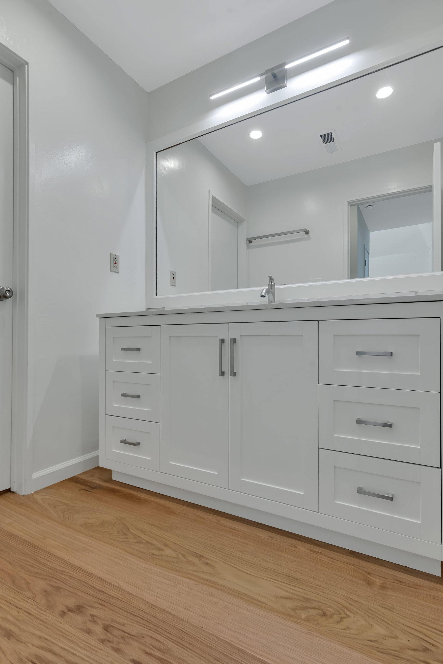 1125 Via Alamosa, Alameda — Kitchen & Bathroom Remodel