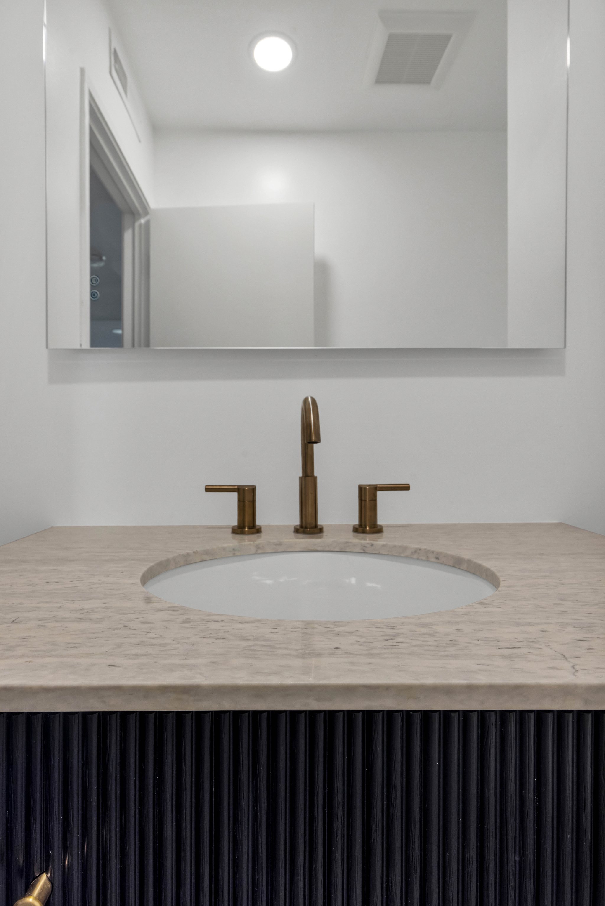 1017 Via Aliso, Alameda — Bathroom Remodel