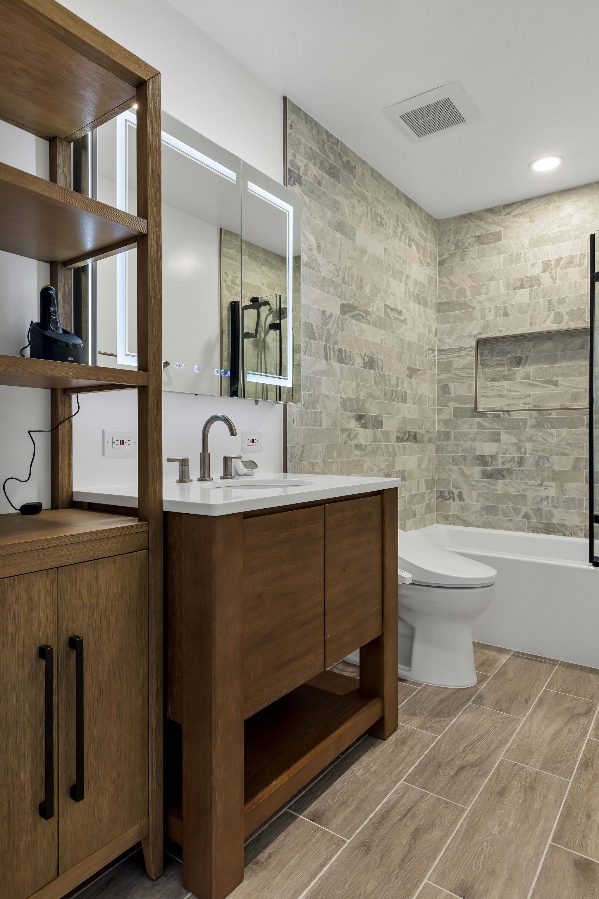 1017 Via Aliso, Alameda — Bathroom Remodel