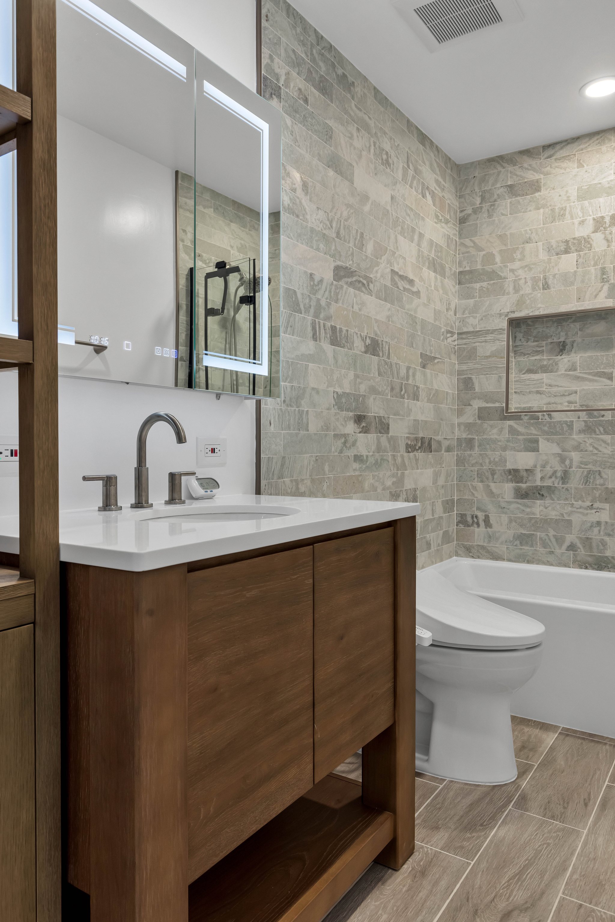 1017 Via Aliso, Alameda — Bathroom Remodel