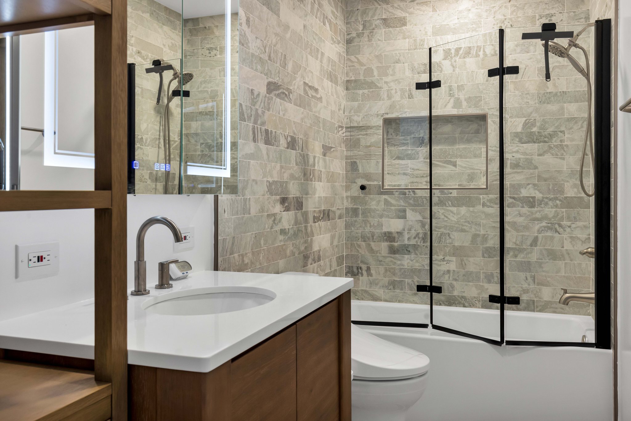 1017 Via Aliso, Alameda — Bathroom Remodel
