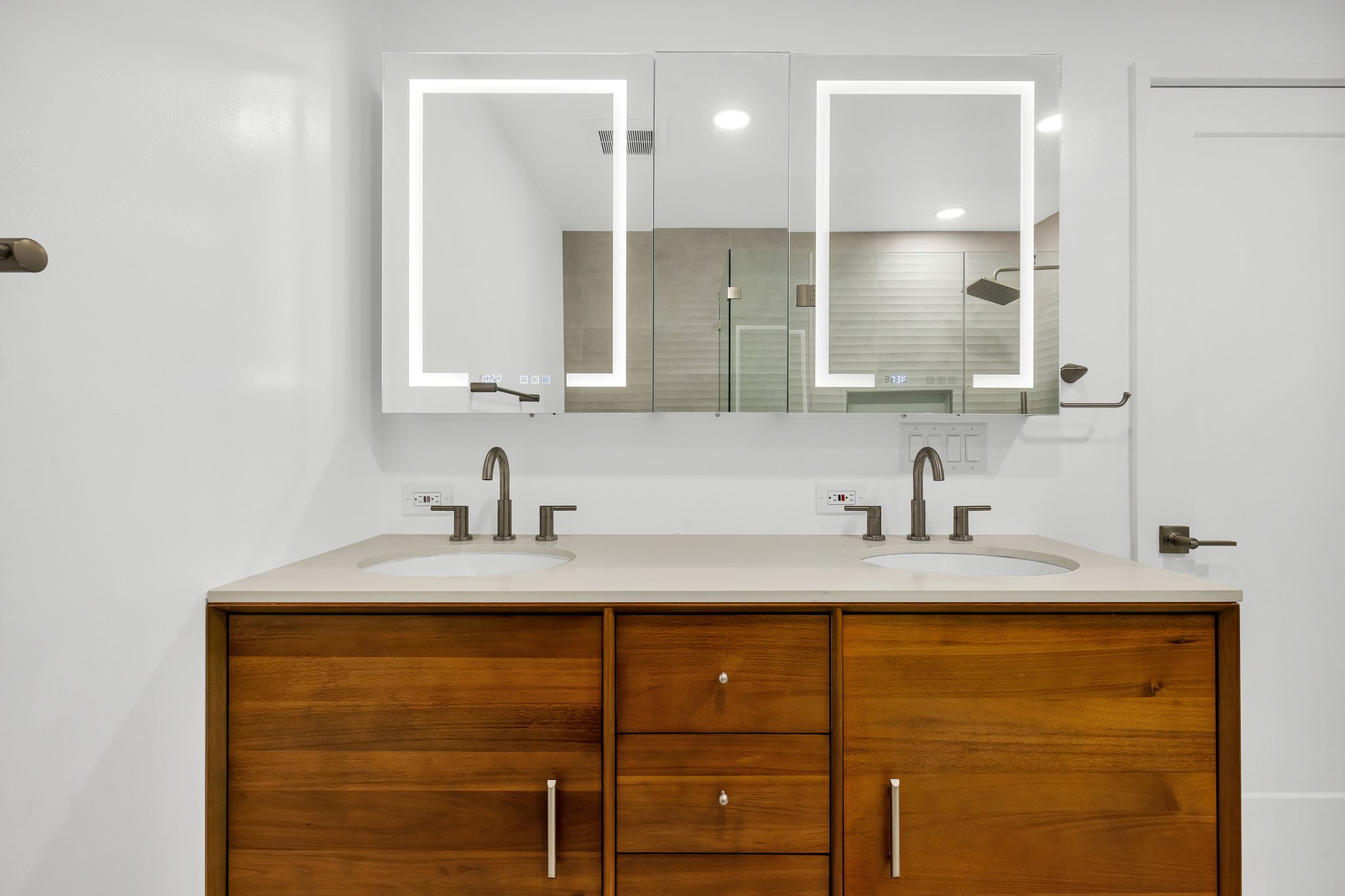 1017 Via Aliso, Alameda — Bathroom Remodel
