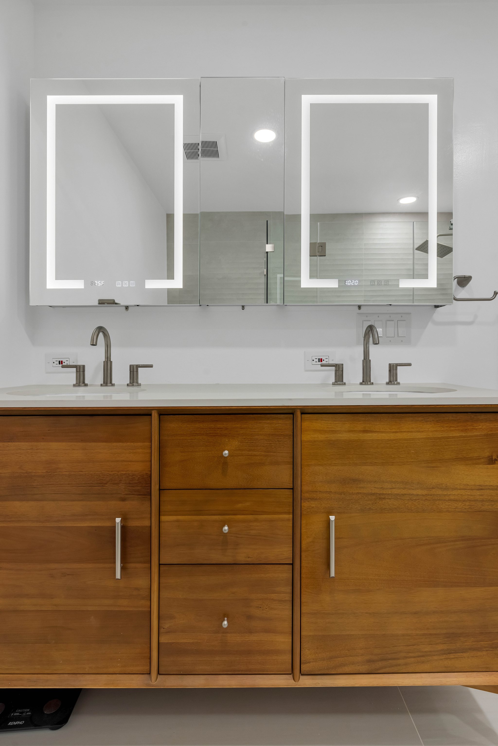 1017 Via Aliso, Alameda — Bathroom Remodel